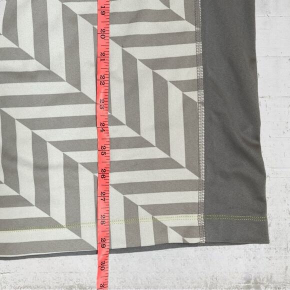 NIKE GOLF Tour Performance Polo Shirt Gray Abstract Stripes Size Large - Picture 8 of 8